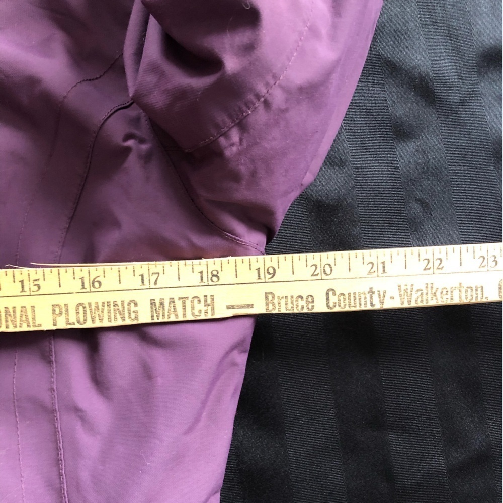 Helly Hansen Primaloft Jacket - Picture 5 of 16